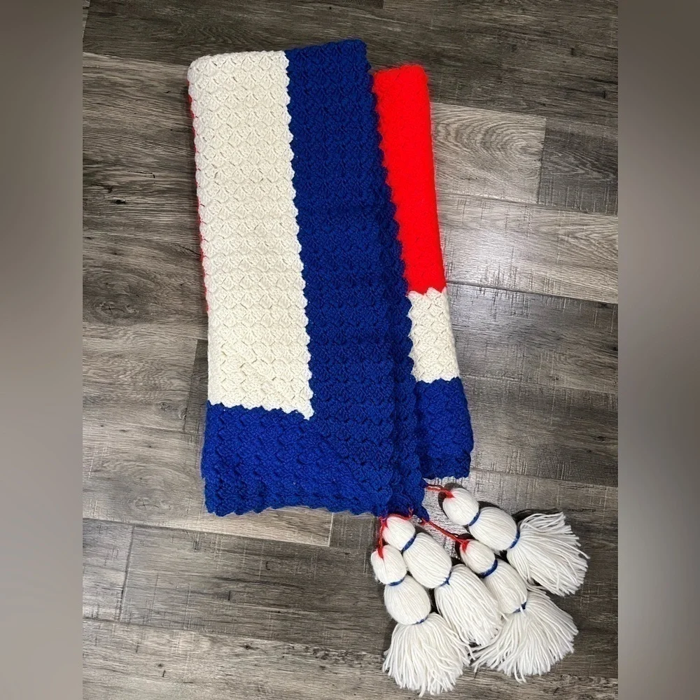 Granny square fourth of July independence day crochet large tassel blanket